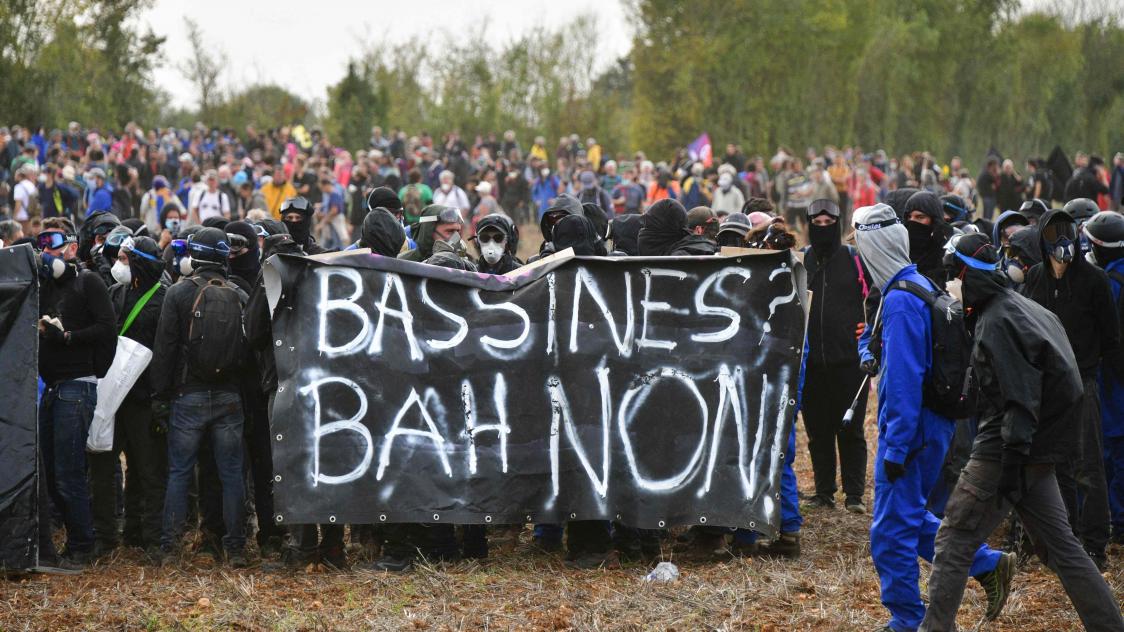 Sainte-Soline, solidarité avec S et les autres blessé.e.s